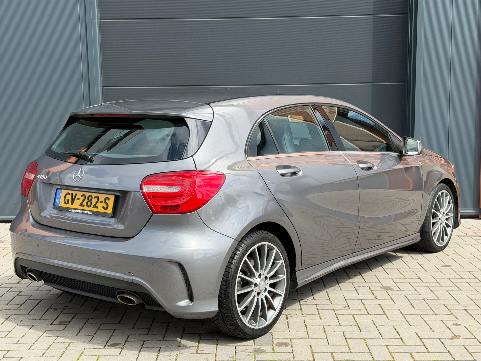 Foto van Mercedes-Benz A 180