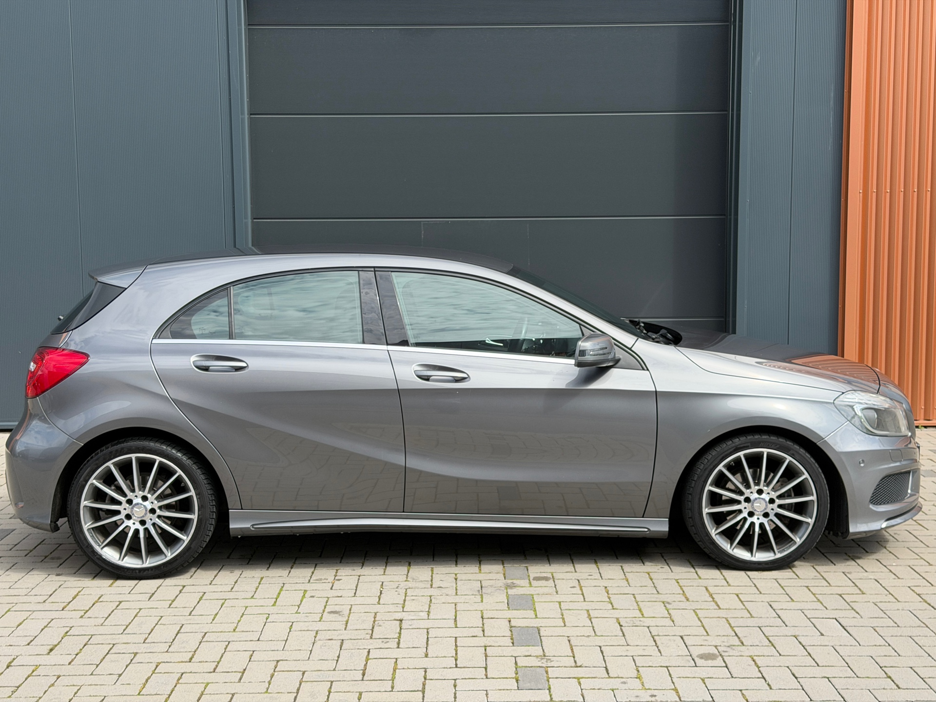 Foto van Mercedes-Benz A 180