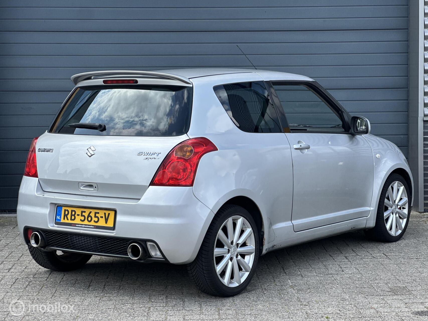 Foto van Suzuki Swift
