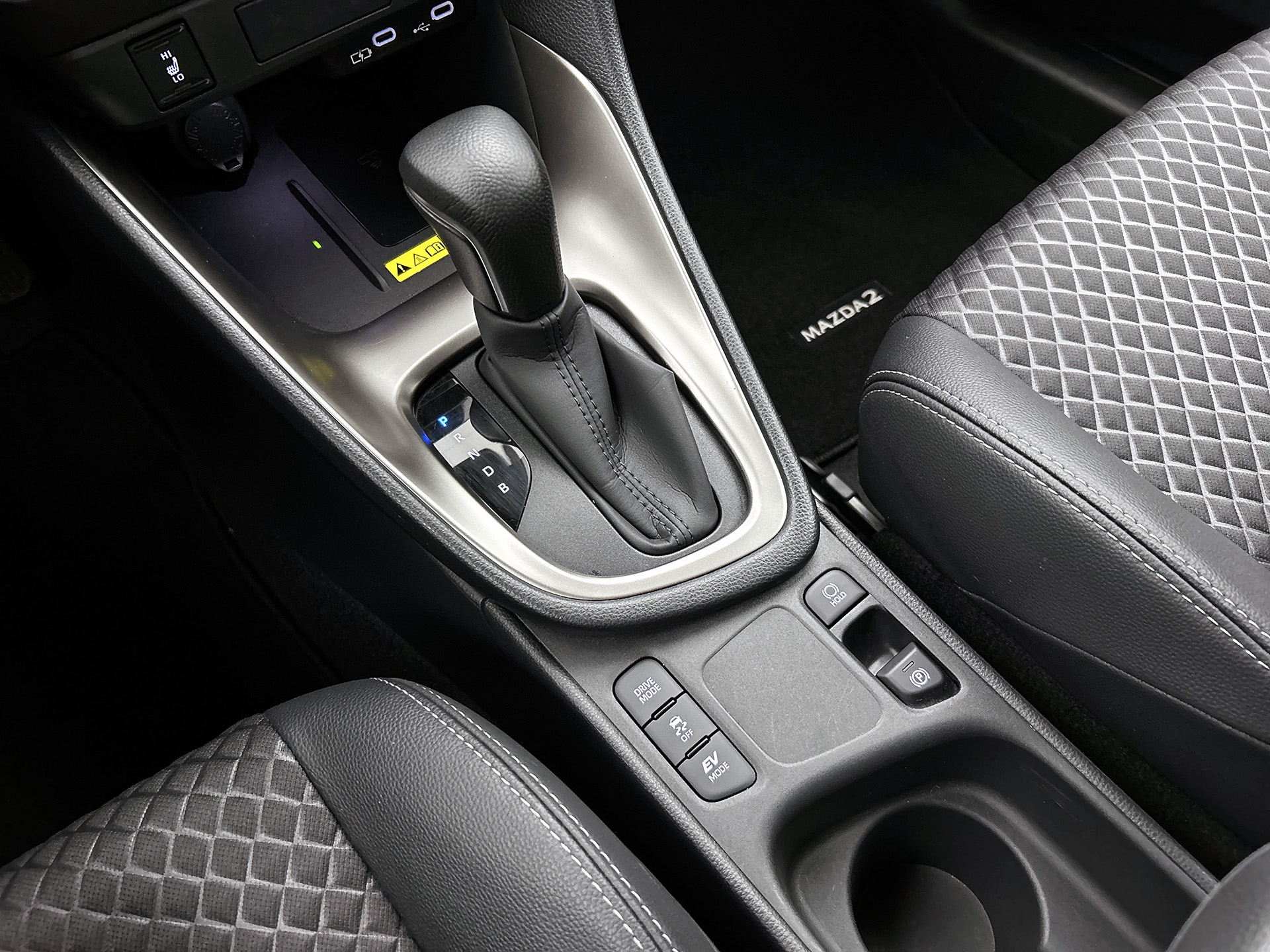 Foto van Mazda Mazda2 Hybrid