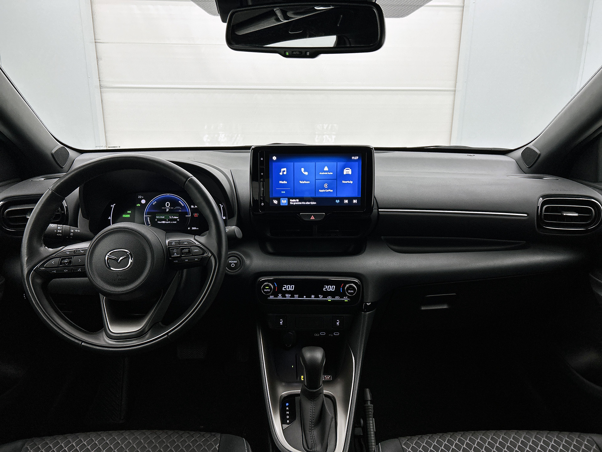 Foto van Mazda Mazda2 Hybrid