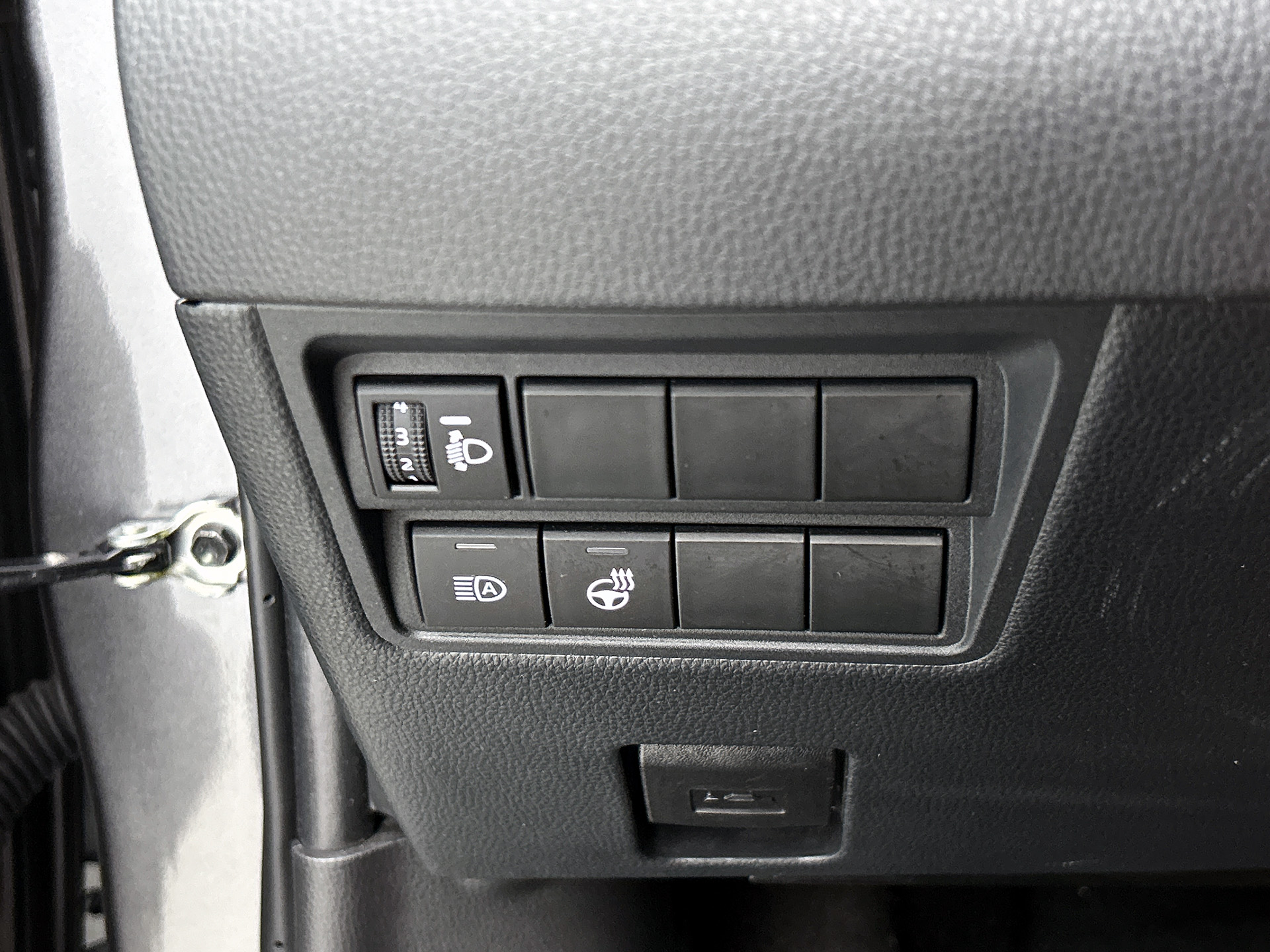 Foto van Mazda Mazda2 Hybrid