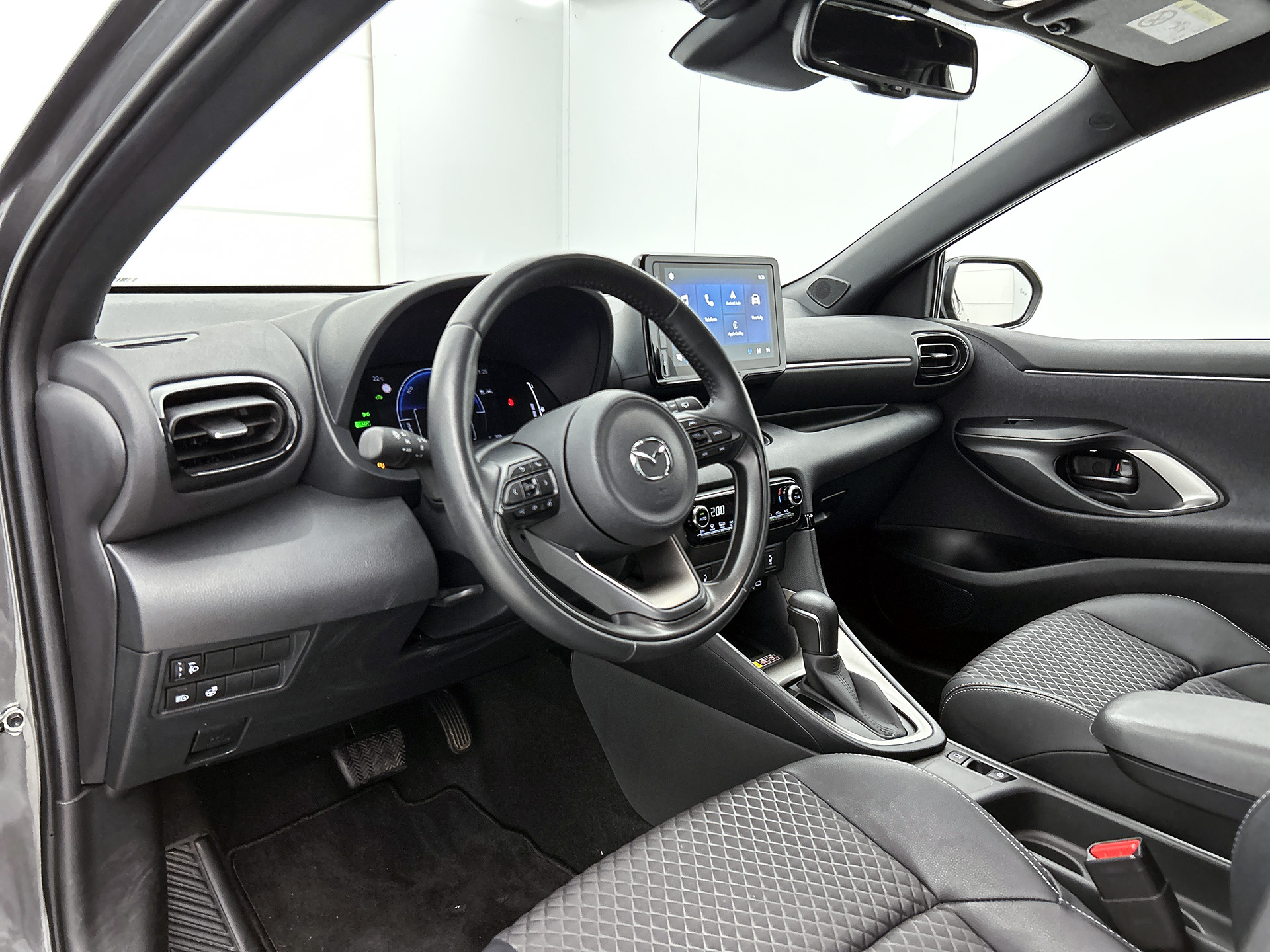 Foto van Mazda Mazda2 Hybrid