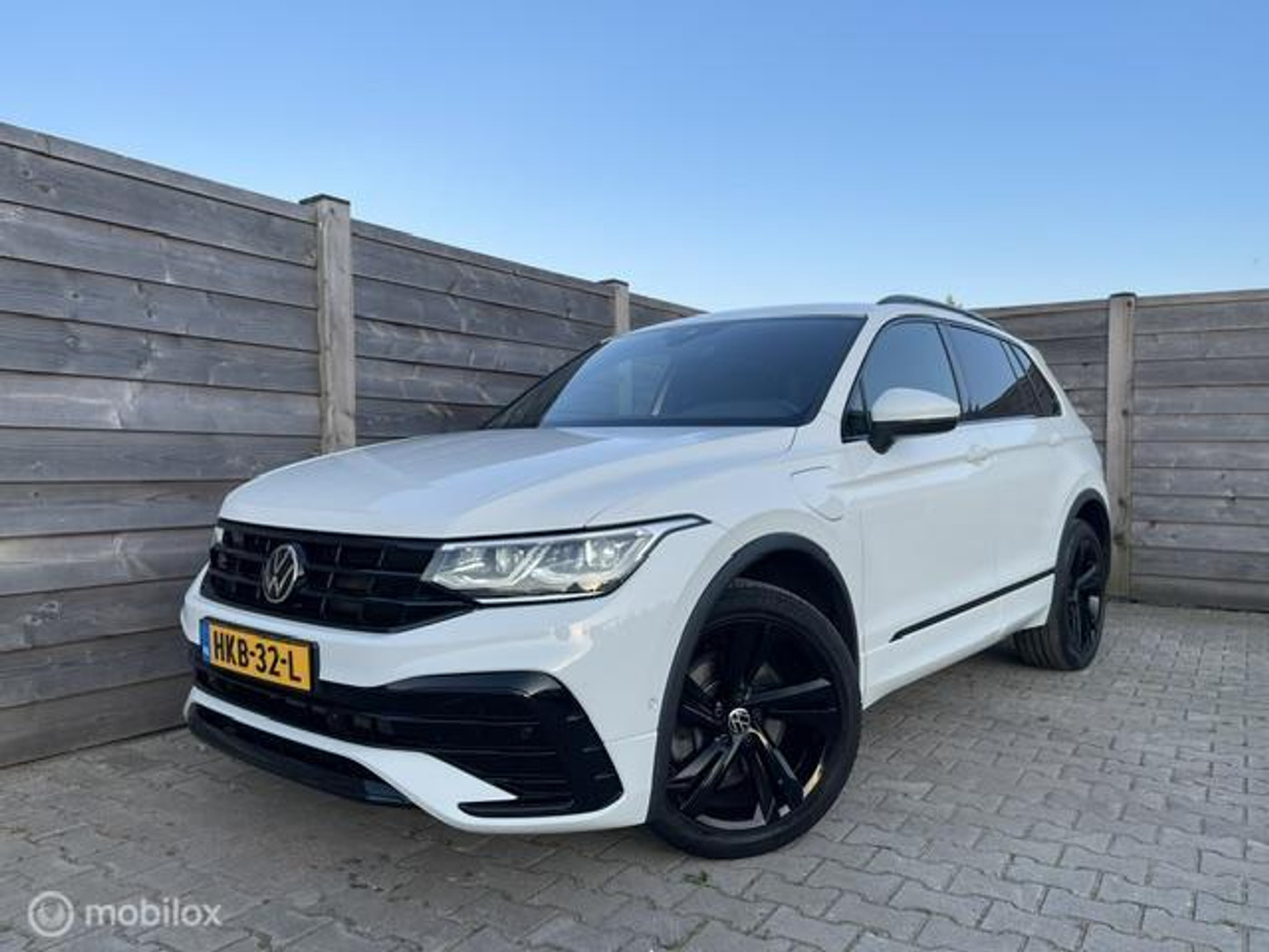 Volkswagen Tiguan 1.4 TSI eHybrid R-Line Business+ Trekhaak 2021 - voorkant