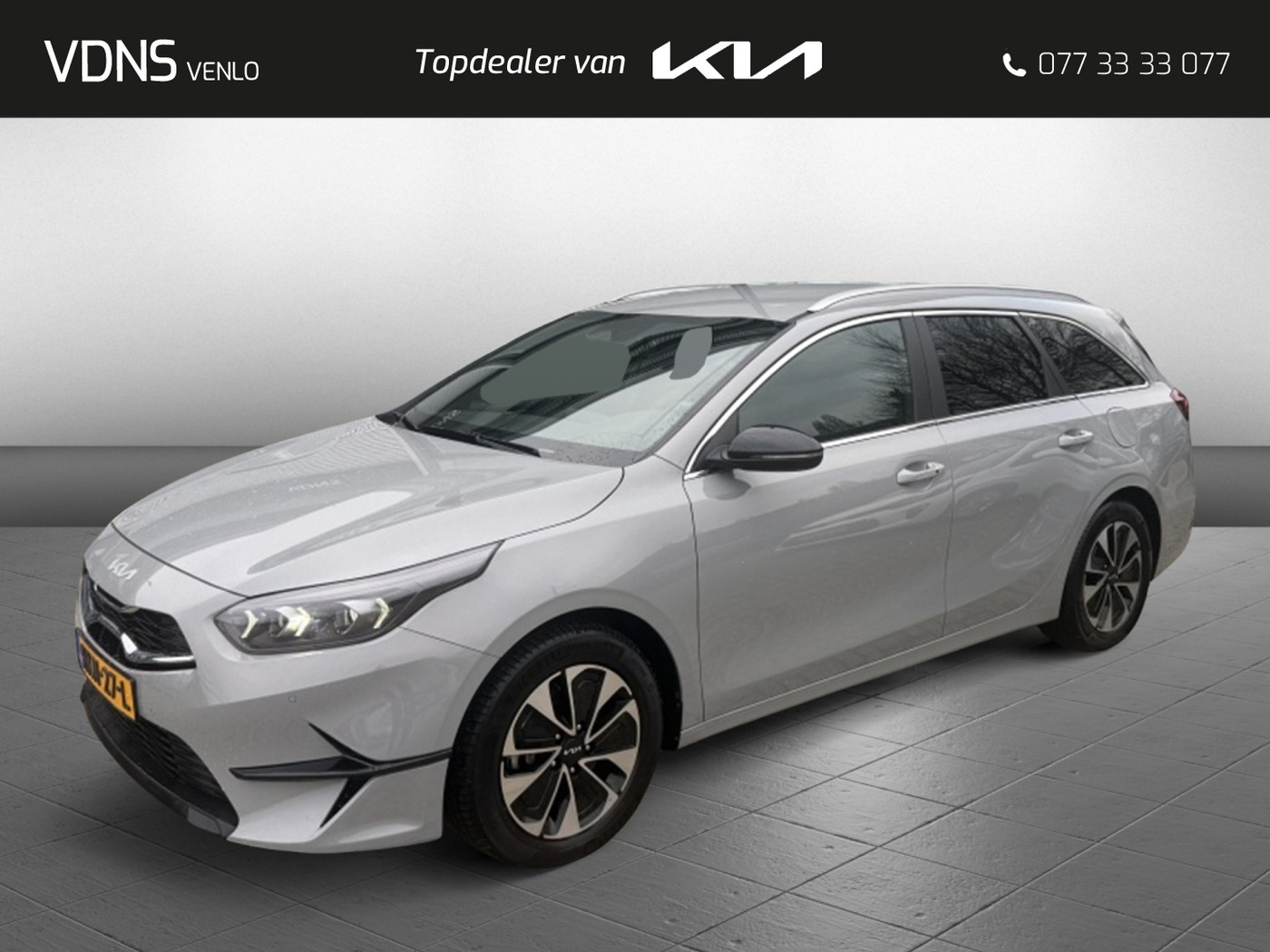 Kia Ceed 1.0 T-GDi DESIGN EDITION * WOLF GREY!!* NAVI + CAMERA 2025 - voorkant