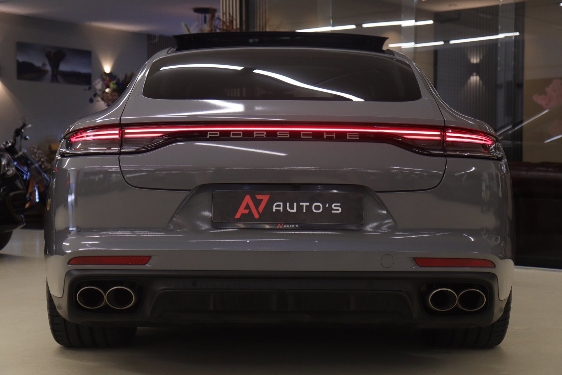 Foto van Porsche Panamera 4 E-hybrid