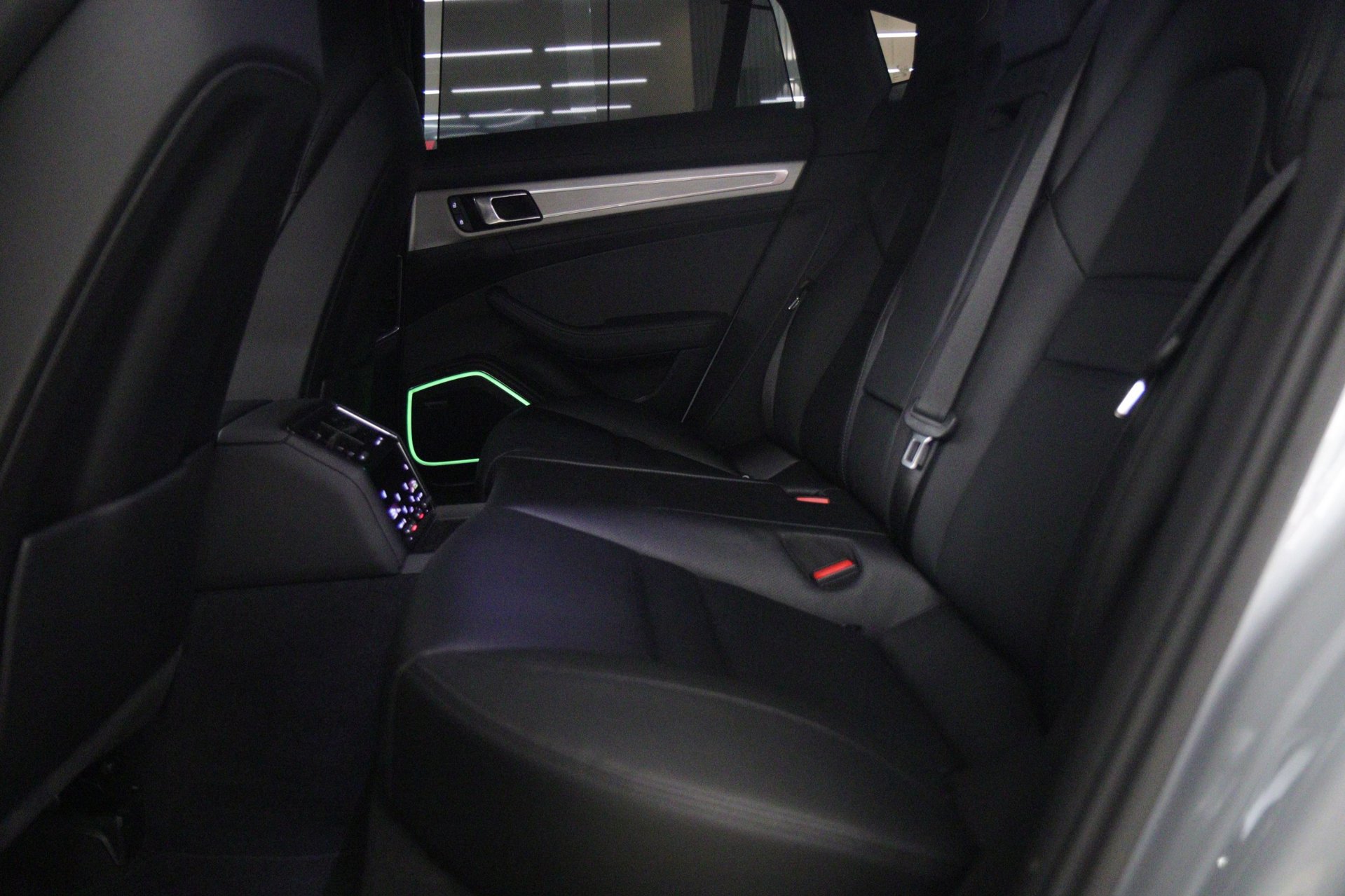 Foto van Porsche Panamera 4 E-hybrid