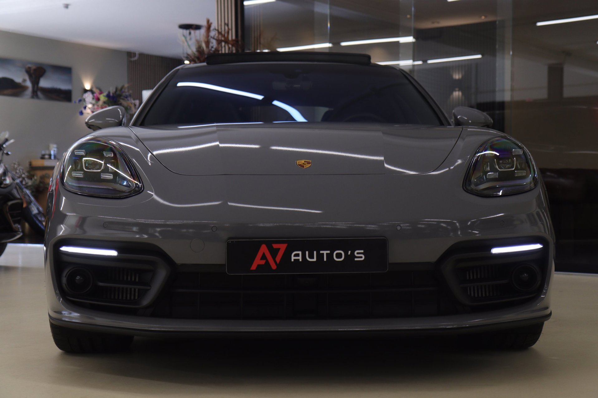 Foto van Porsche Panamera 4 E-hybrid