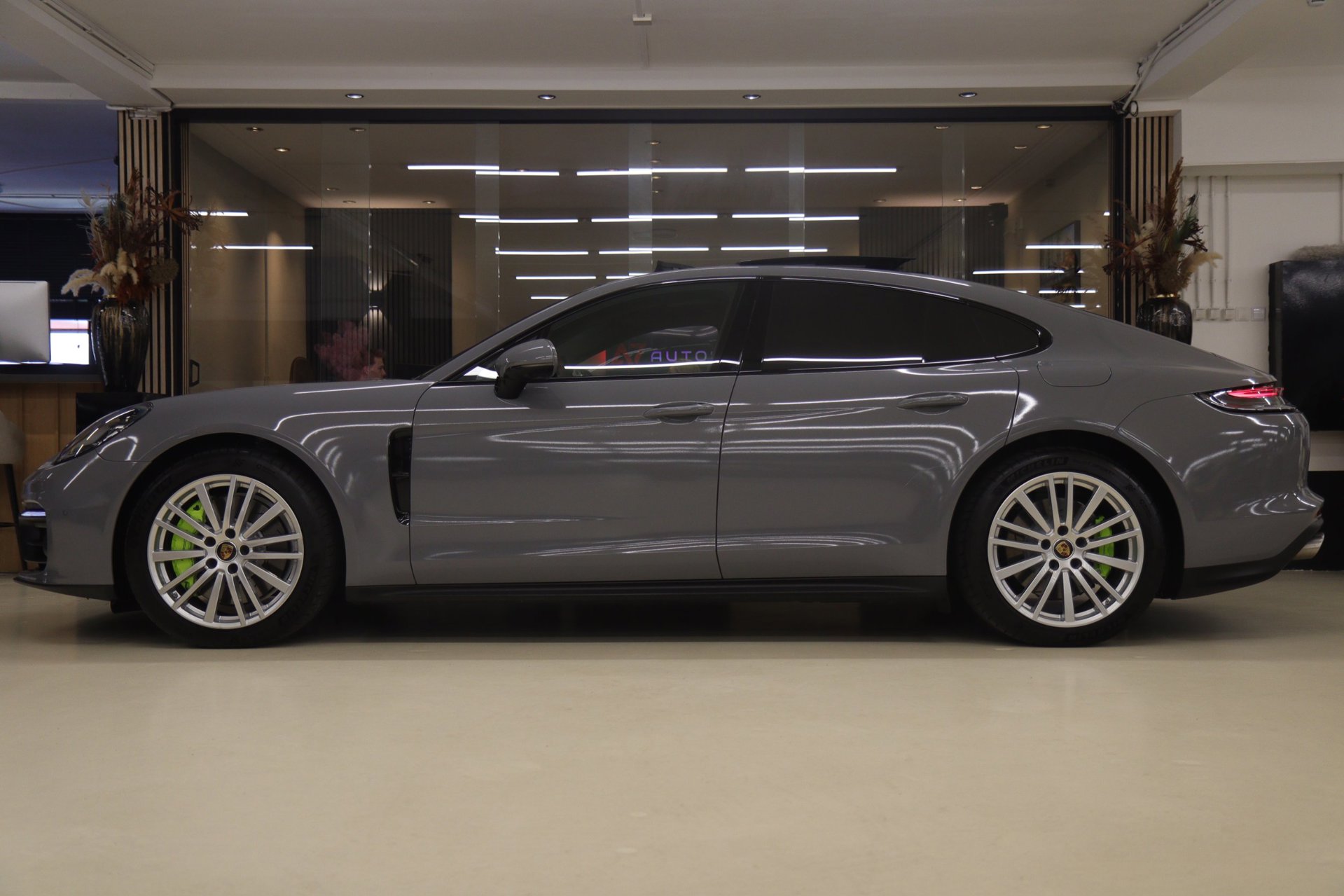 Foto van Porsche Panamera 4 E-hybrid