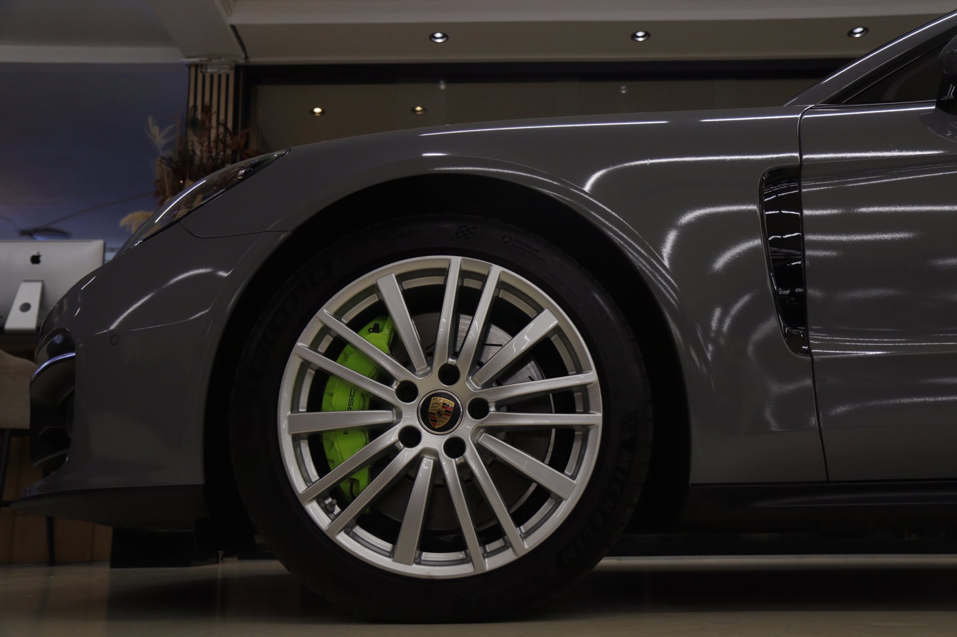 Foto van Porsche Panamera 4 E-hybrid