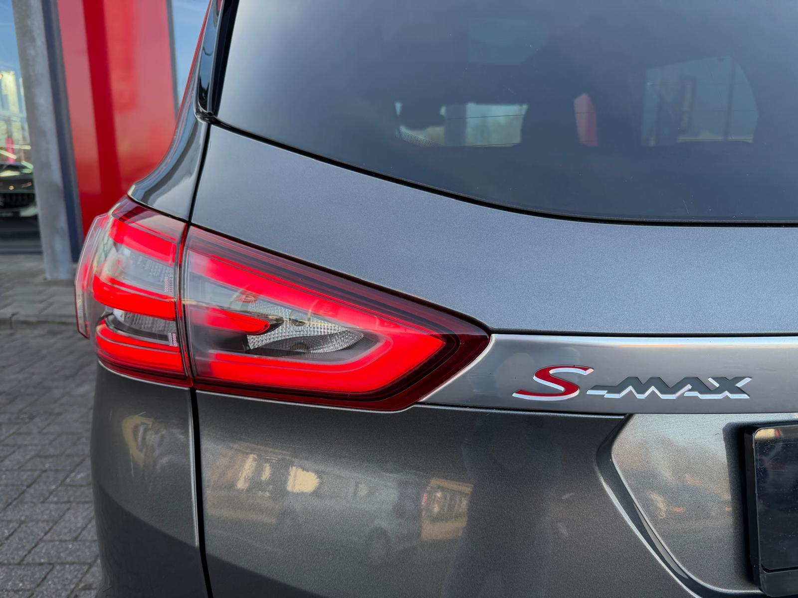 Foto van Ford S-max