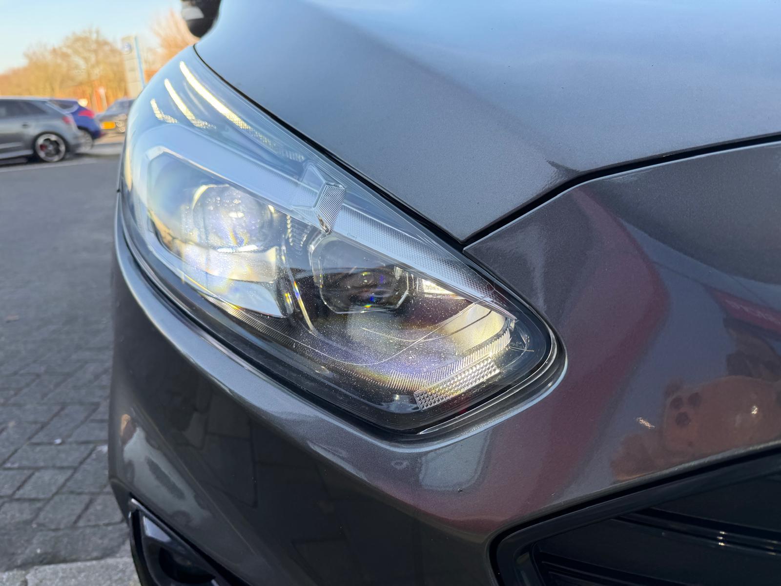 Foto van Ford S-max