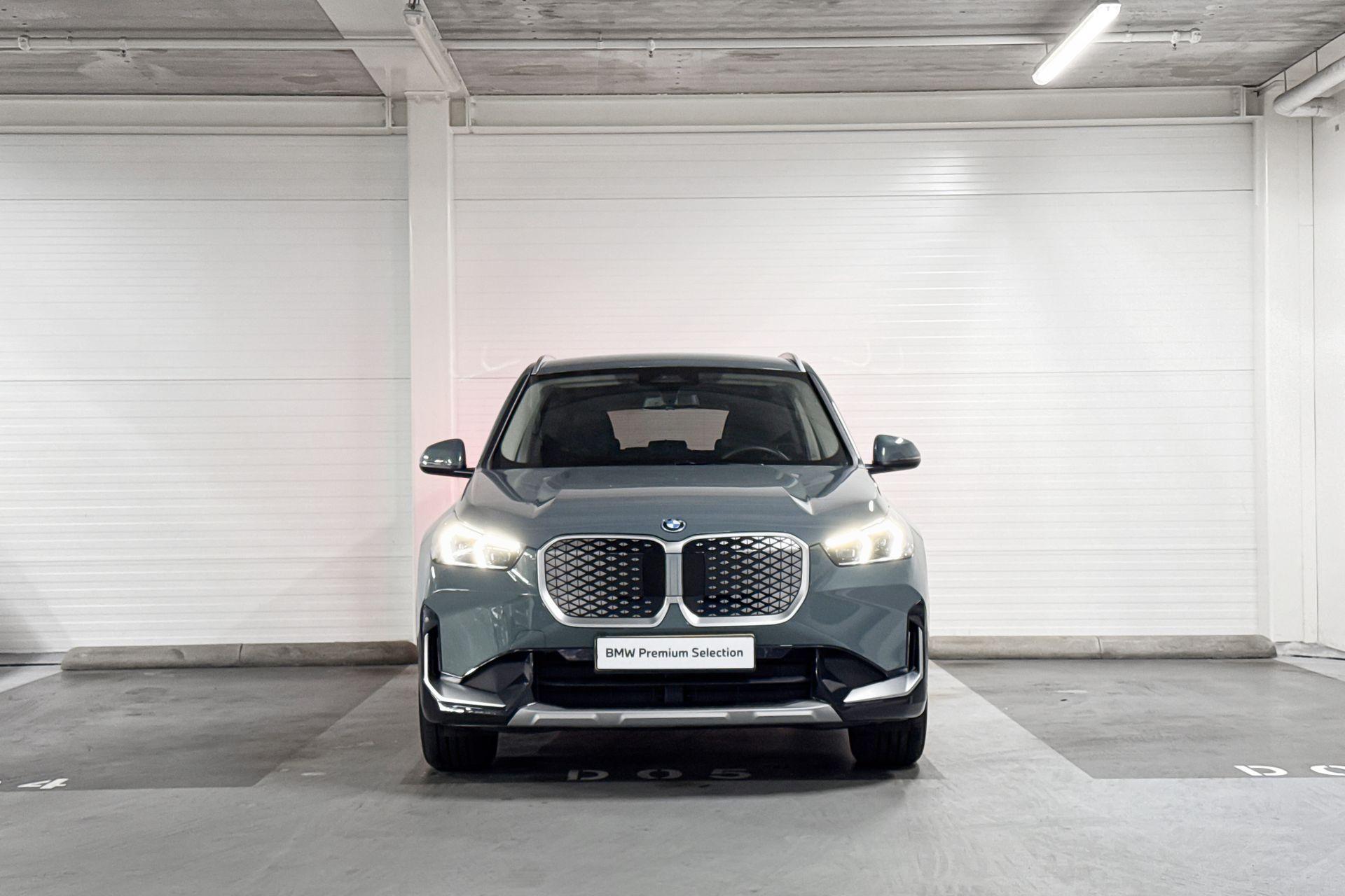 Foto van BMW Ix1 Edrive20