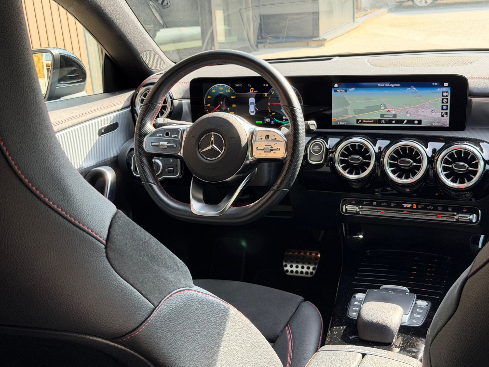Foto van Mercedes-Benz Cla 250 E