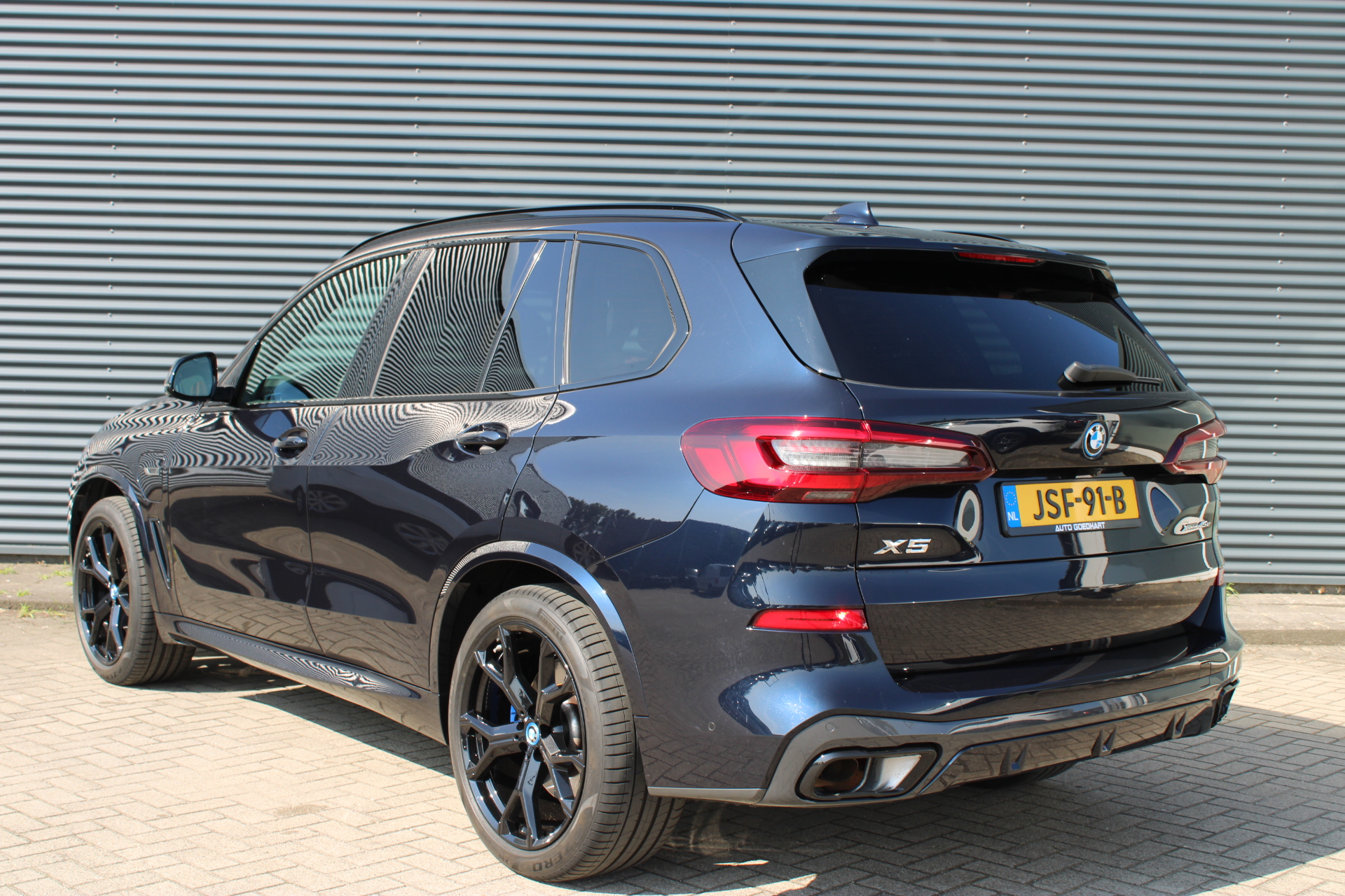 Foto van BMW X5 Xdrive45e