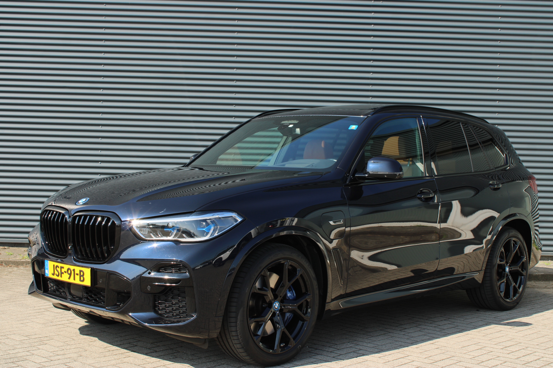 Foto van BMW X5 Xdrive45e
