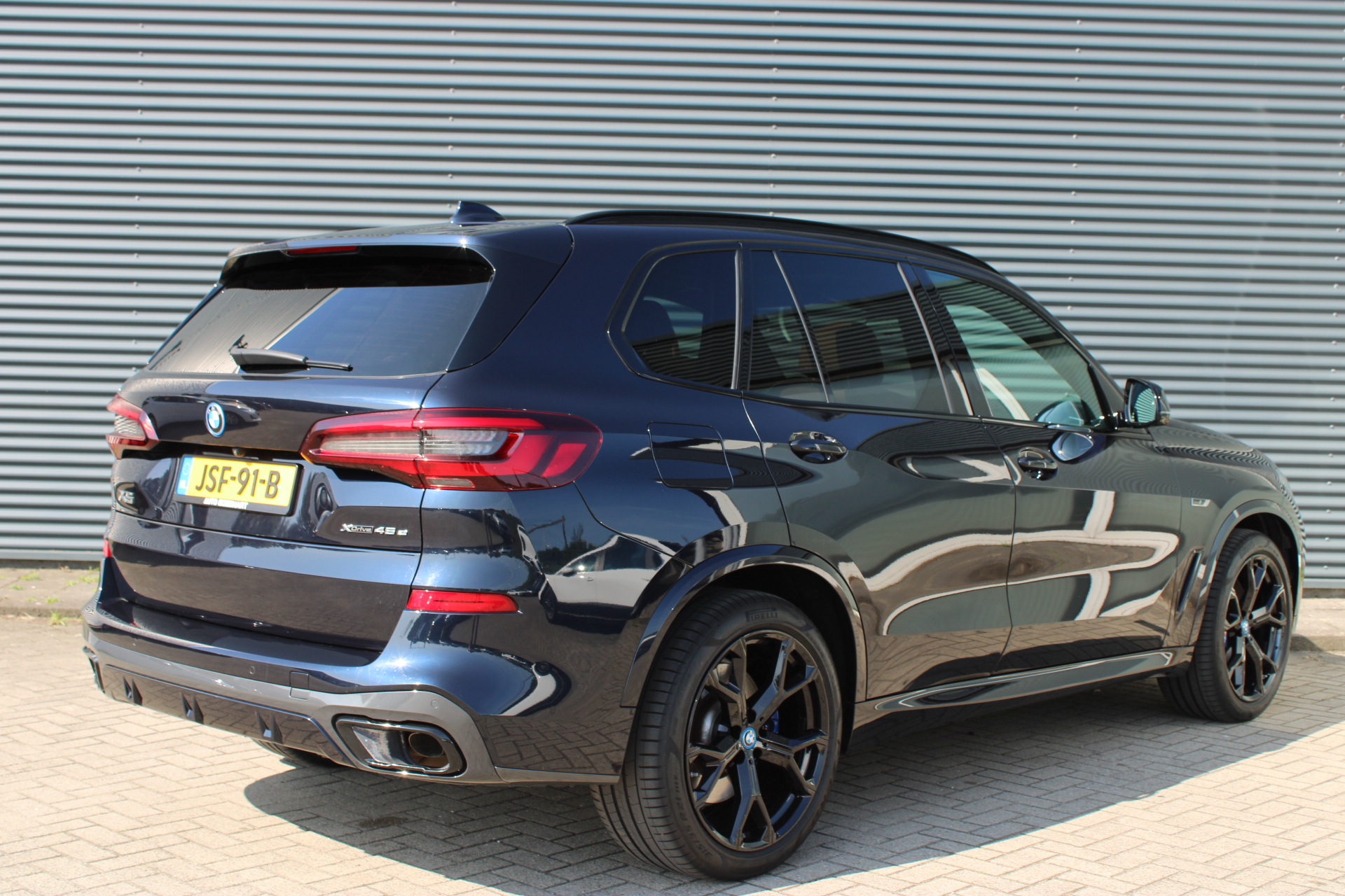 Foto van BMW X5 Xdrive45e