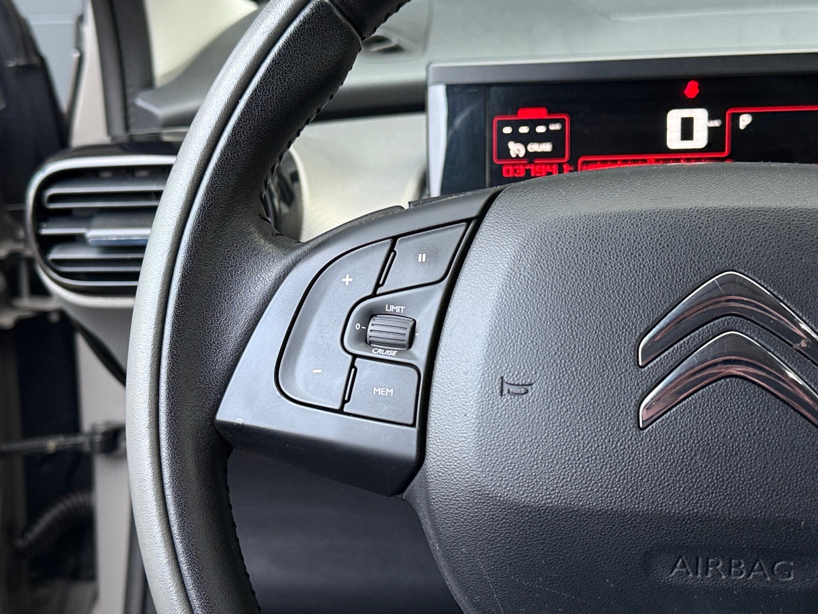 Foto van Citroen C4 Cactus