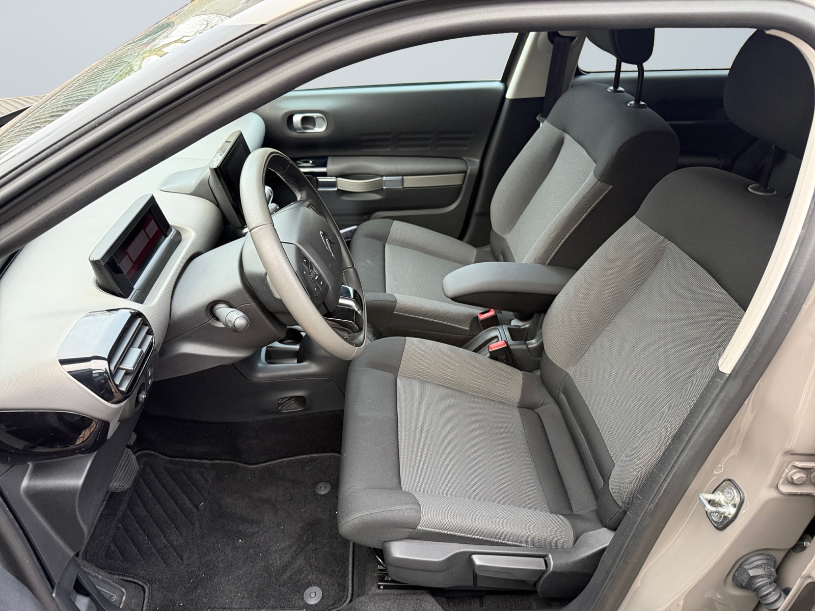 Foto van Citroen C4 Cactus