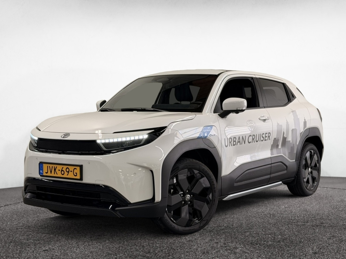 Toyota Urban Cruiser Executive 61 kWh 2026 - voorkant