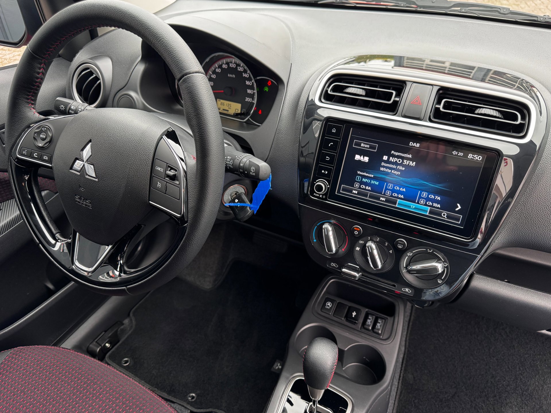 Foto van Mitsubishi Space Star