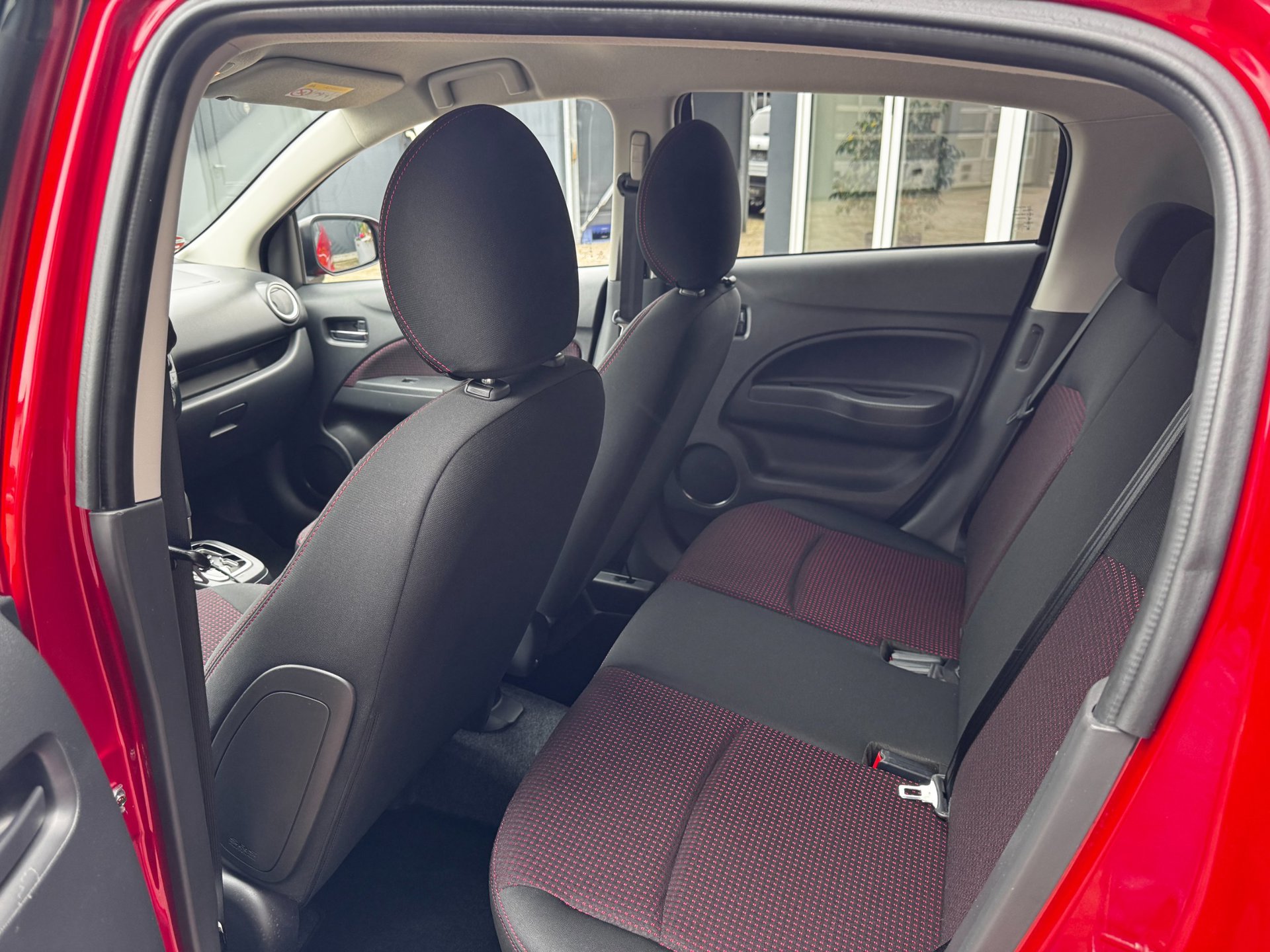 Foto van Mitsubishi Space Star