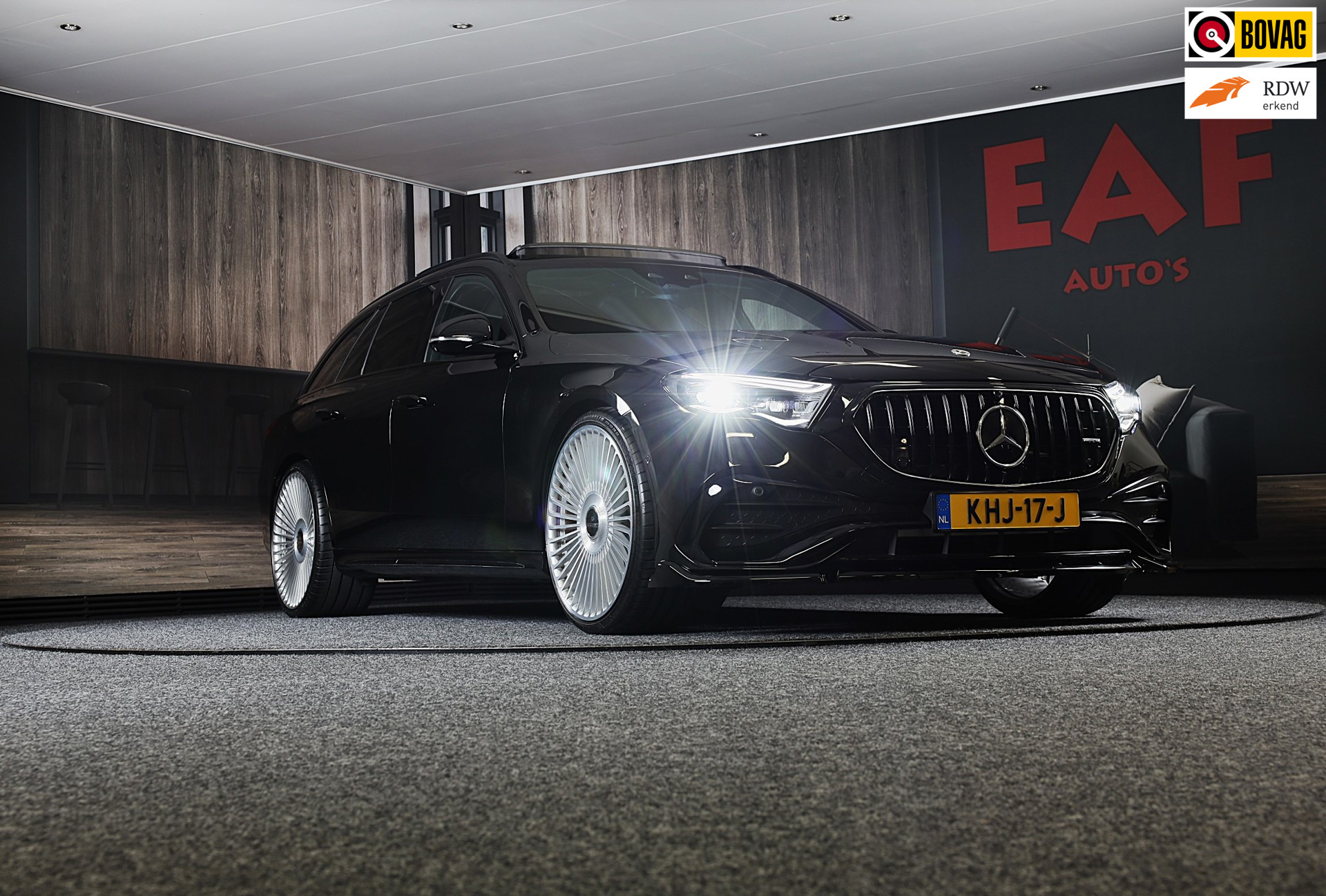 Mercedes-Benz E 300 E 300 e AMG 53 Look / HYPERSCREEN / BURMESTER / Head Up / 360 Camera / Aug Reality / Pano / 22 Inch 2025 - voorkant