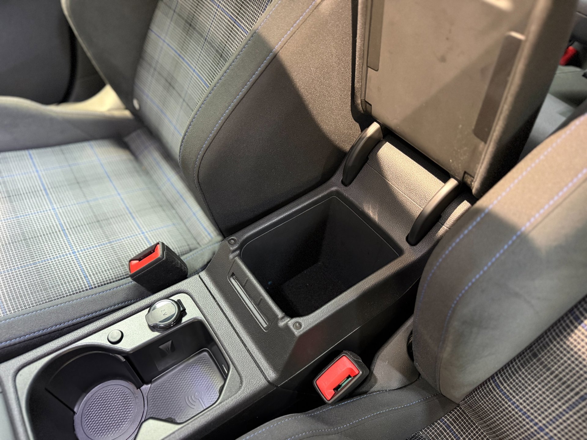 Foto van Volkswagen Golf GTE