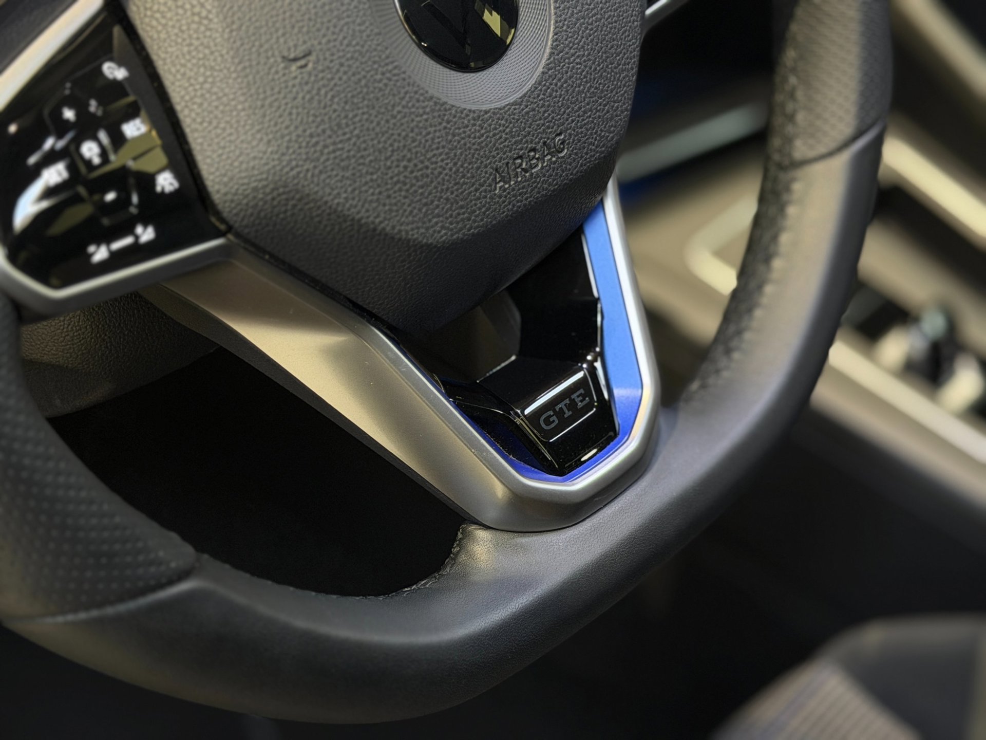 Foto van Volkswagen Golf GTE
