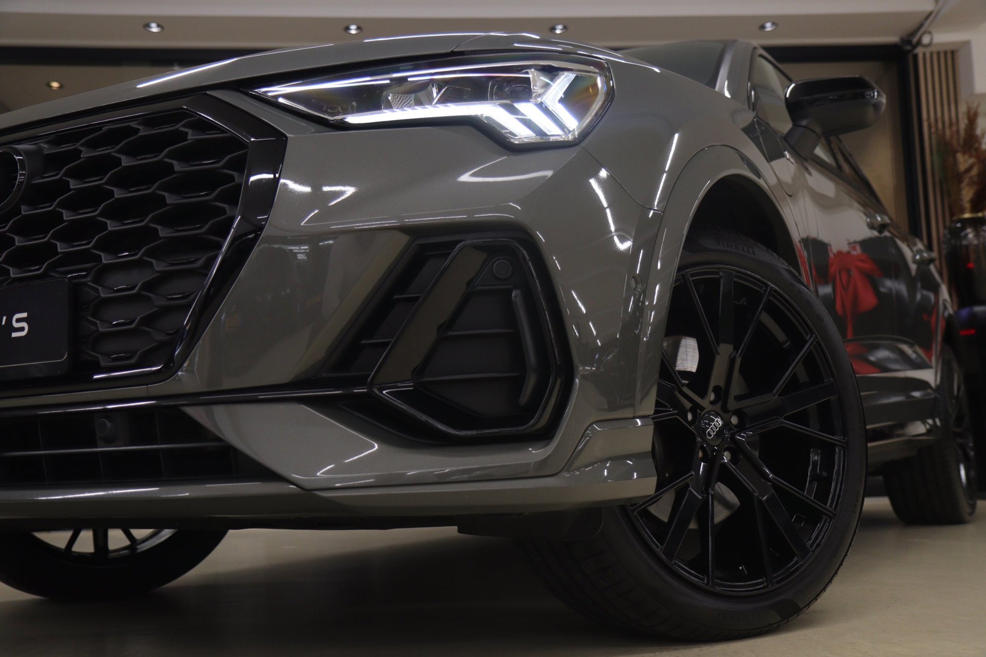 Foto van Audi Q3 Sportback E-tron