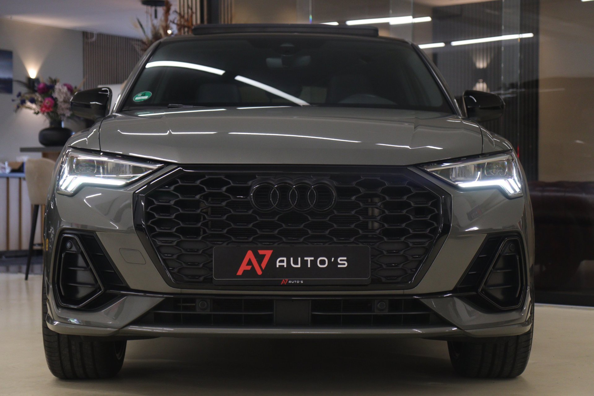 Foto van Audi Q3 Sportback E-tron