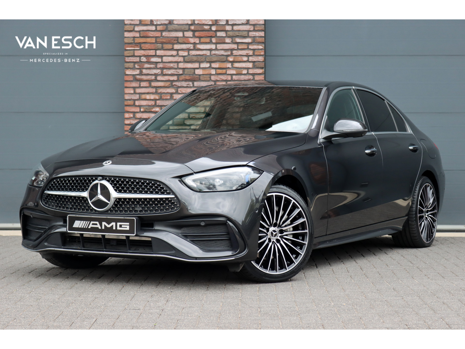 Mercedes-Benz C-klasse 300 e 4MATIC AMG Line | 2023 - voorkant