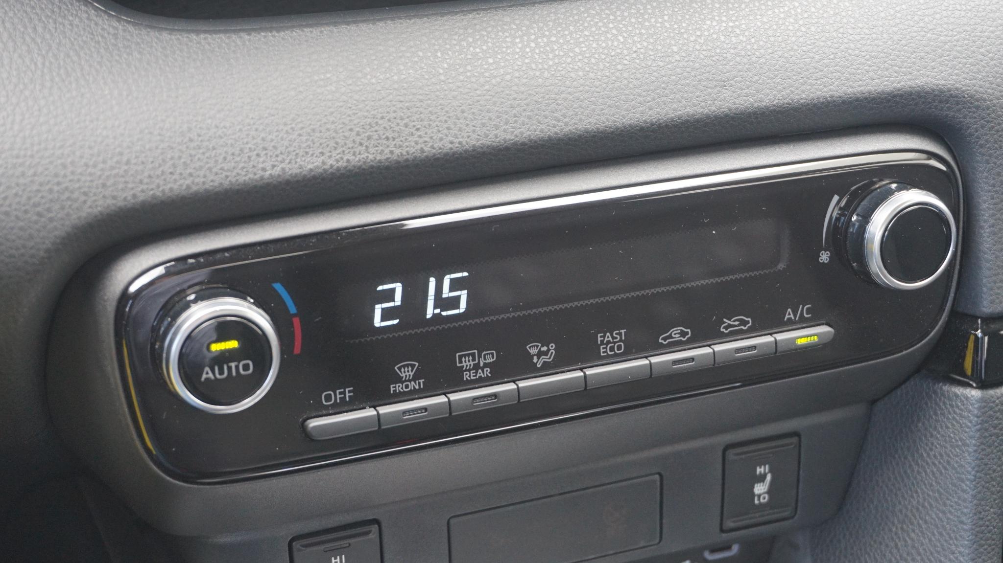 Foto van Mazda 2 Hybrid