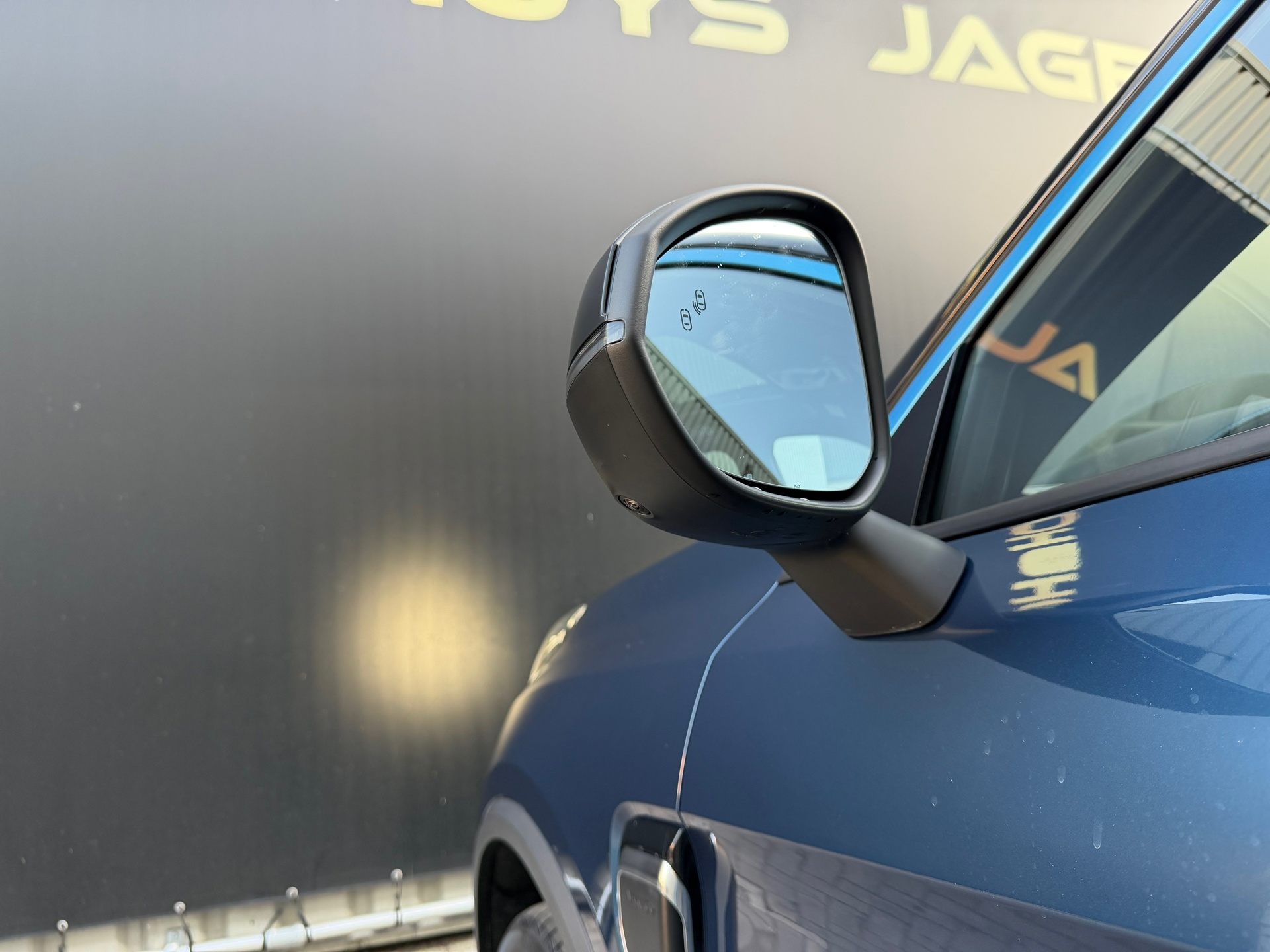Foto van Lynk&co LYNK & Co 01