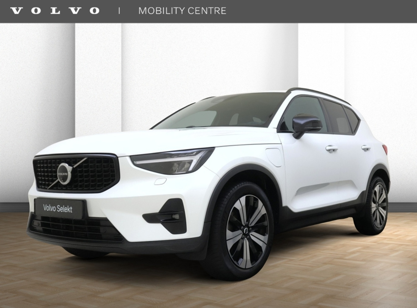 Volvo XC40 T5 Plus Dark | 360° Camera | Panoramadak | Harman/Kardon | 2023 - voorkant