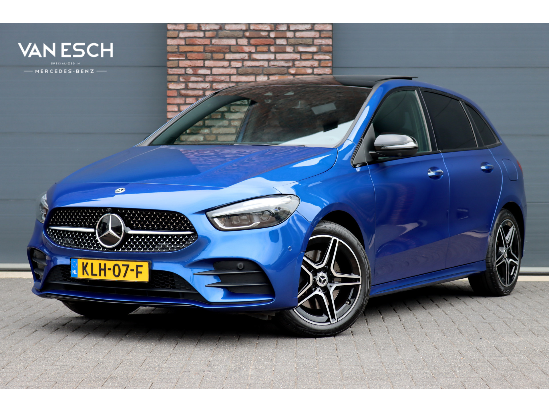 Mercedes-Benz B-klasse 250 e AMG Line Premium+ | 2024 - voorkant