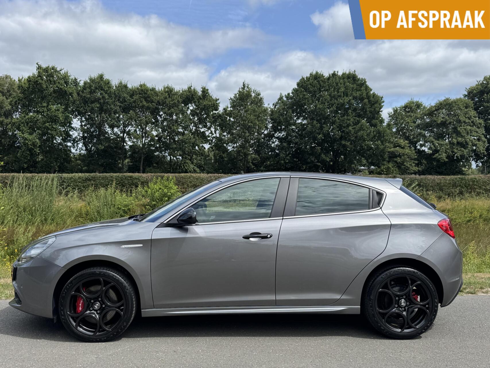 Alfa Romeo Alfa Giulietta 1.4 Tjet Nieuwstaat!! 24dkm!! 2018 - voorkant