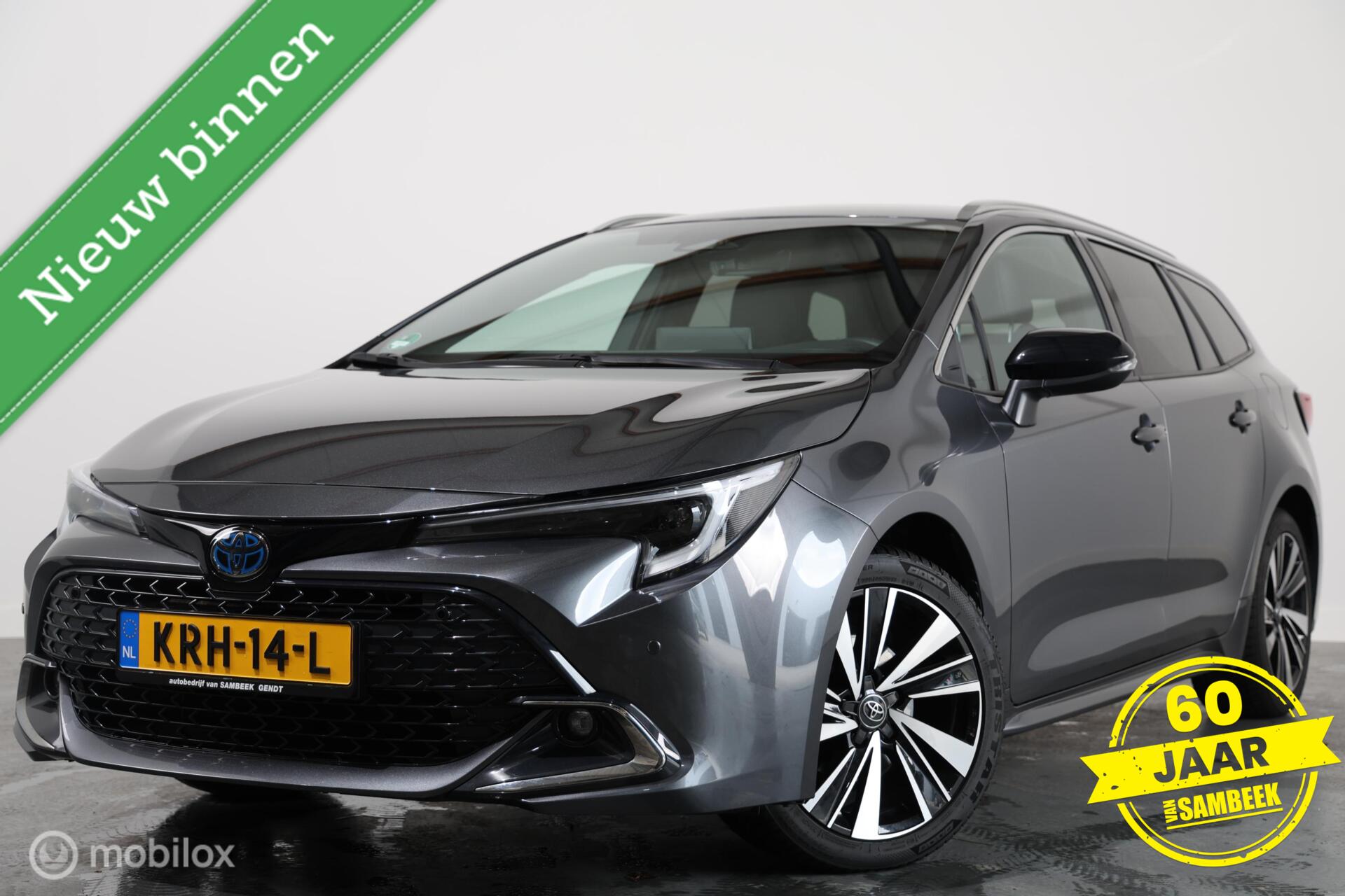 Toyota Corolla Touring Sports Hybrid 140 Dynamic - Stuur/Stoelverwarming - Carplay - Cruise control adaptief 2025 - voorkant