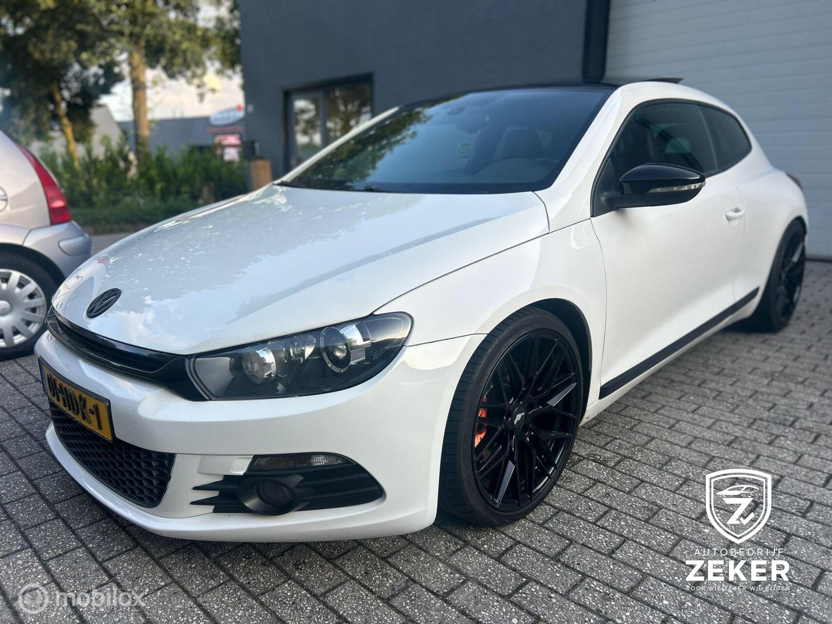 Volkswagen Scirocco 2.0 TSI Highline Plus -PANO-DSG- *NIEUWE MOTOR* 2008 - voorkant