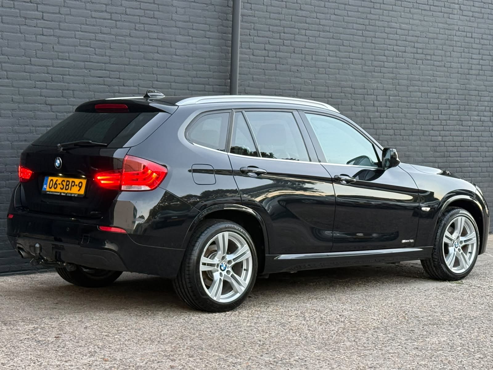 Foto van BMW X1 sDrive 18i