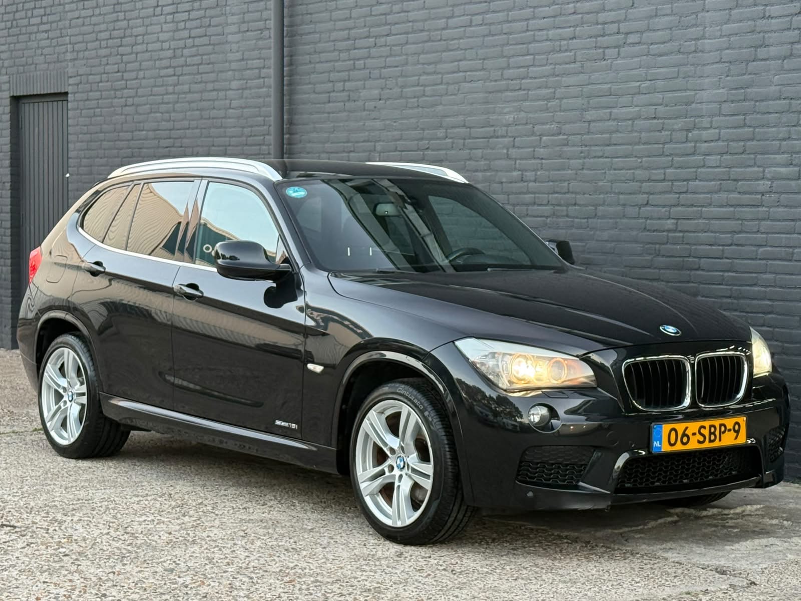 Foto van BMW X1 sDrive 18i