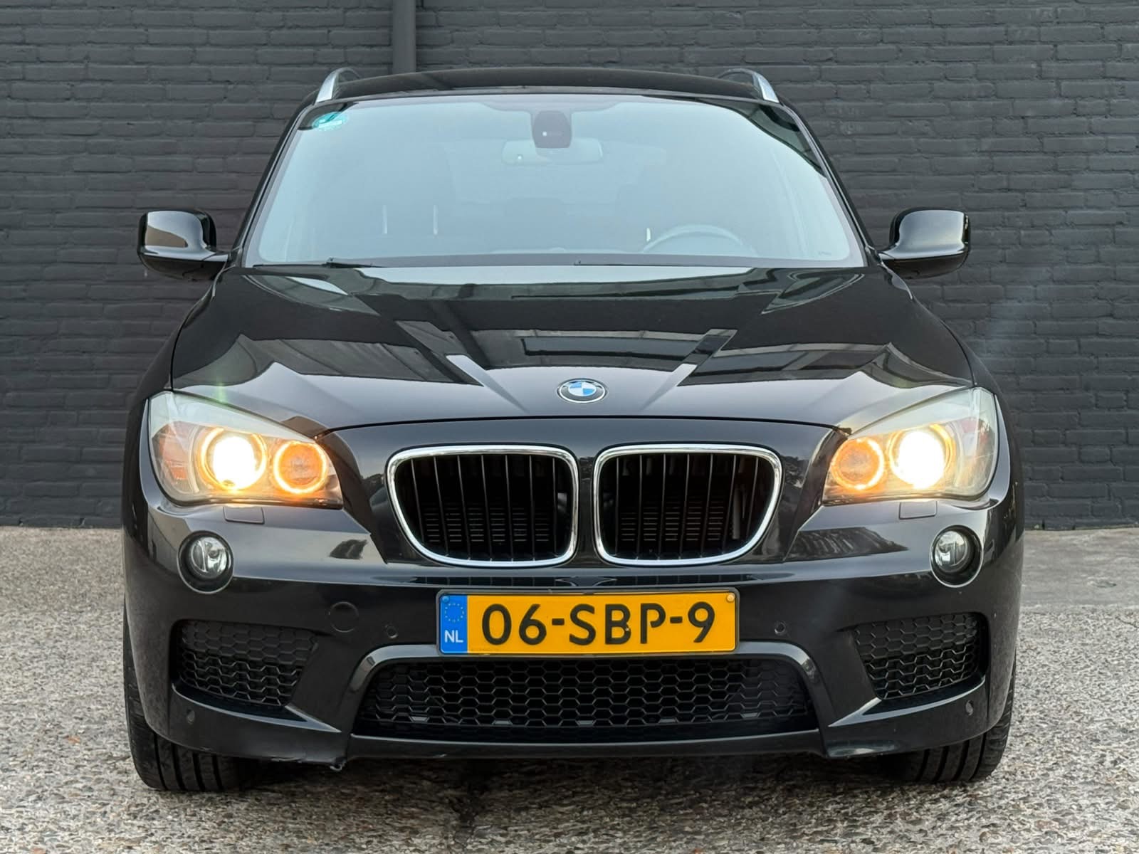 Foto van BMW X1 sDrive 18i