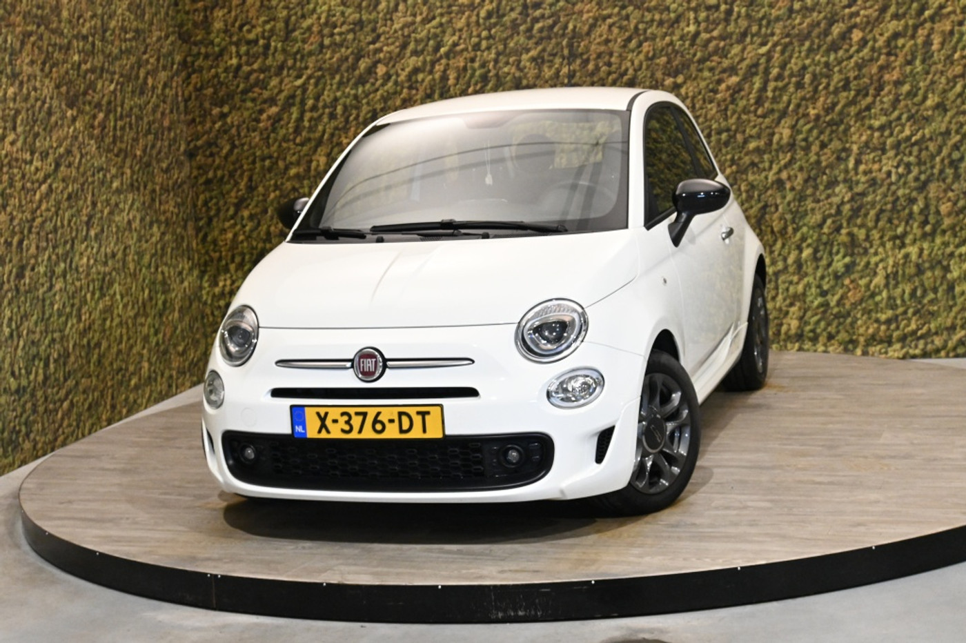 Fiat 500 1.0 Hybrid Sport | Carplay | Cruise | PDC 2021 - voorkant