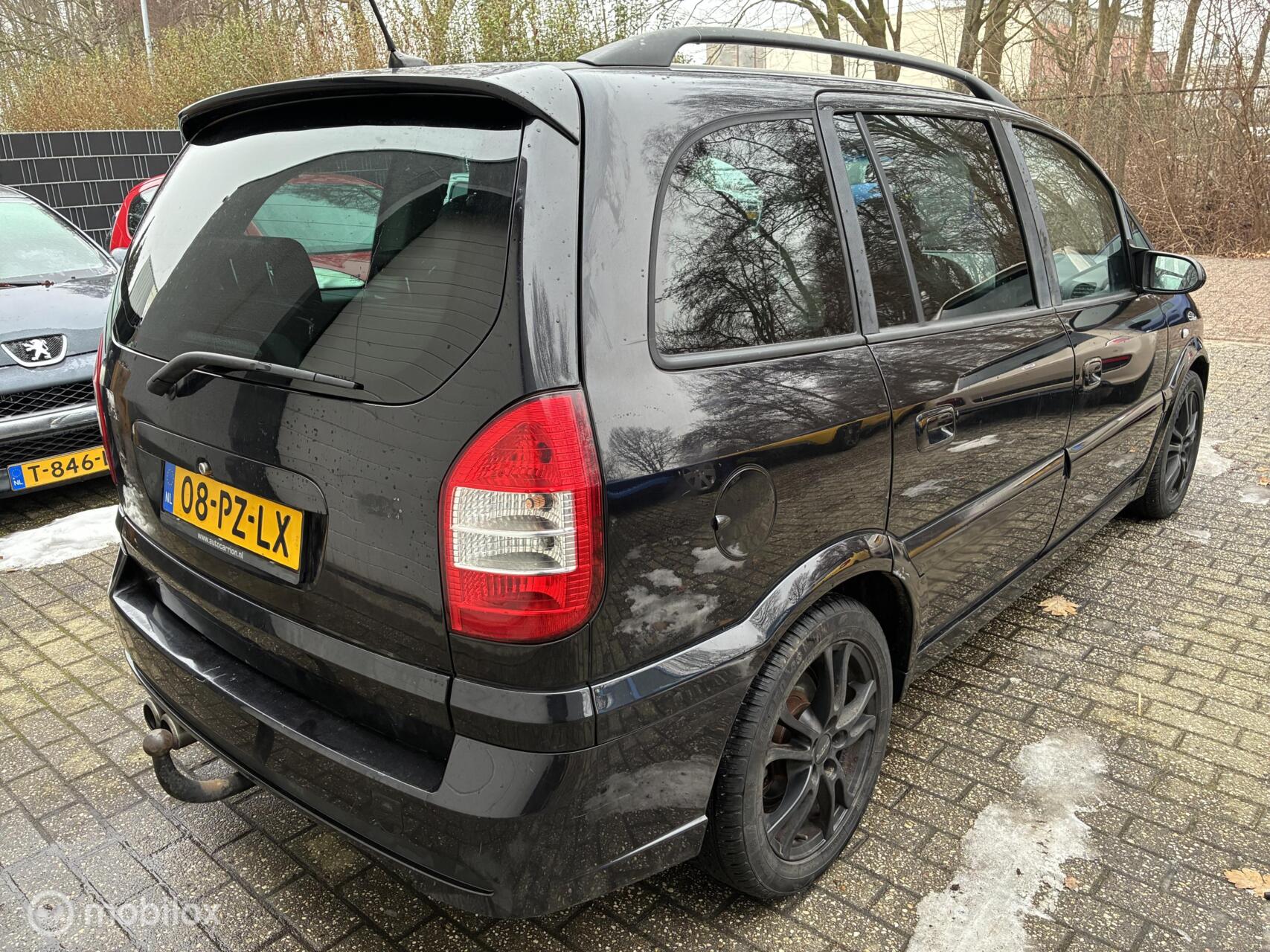 Foto van Opel Zafira