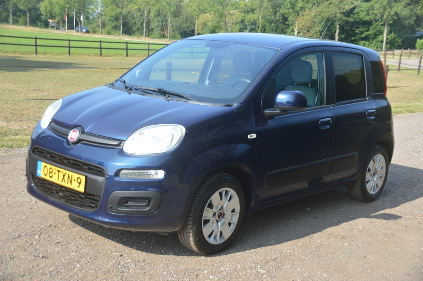 Fiat Panda 0.9 TwinAir Lounge Airco 2012 - voorkant