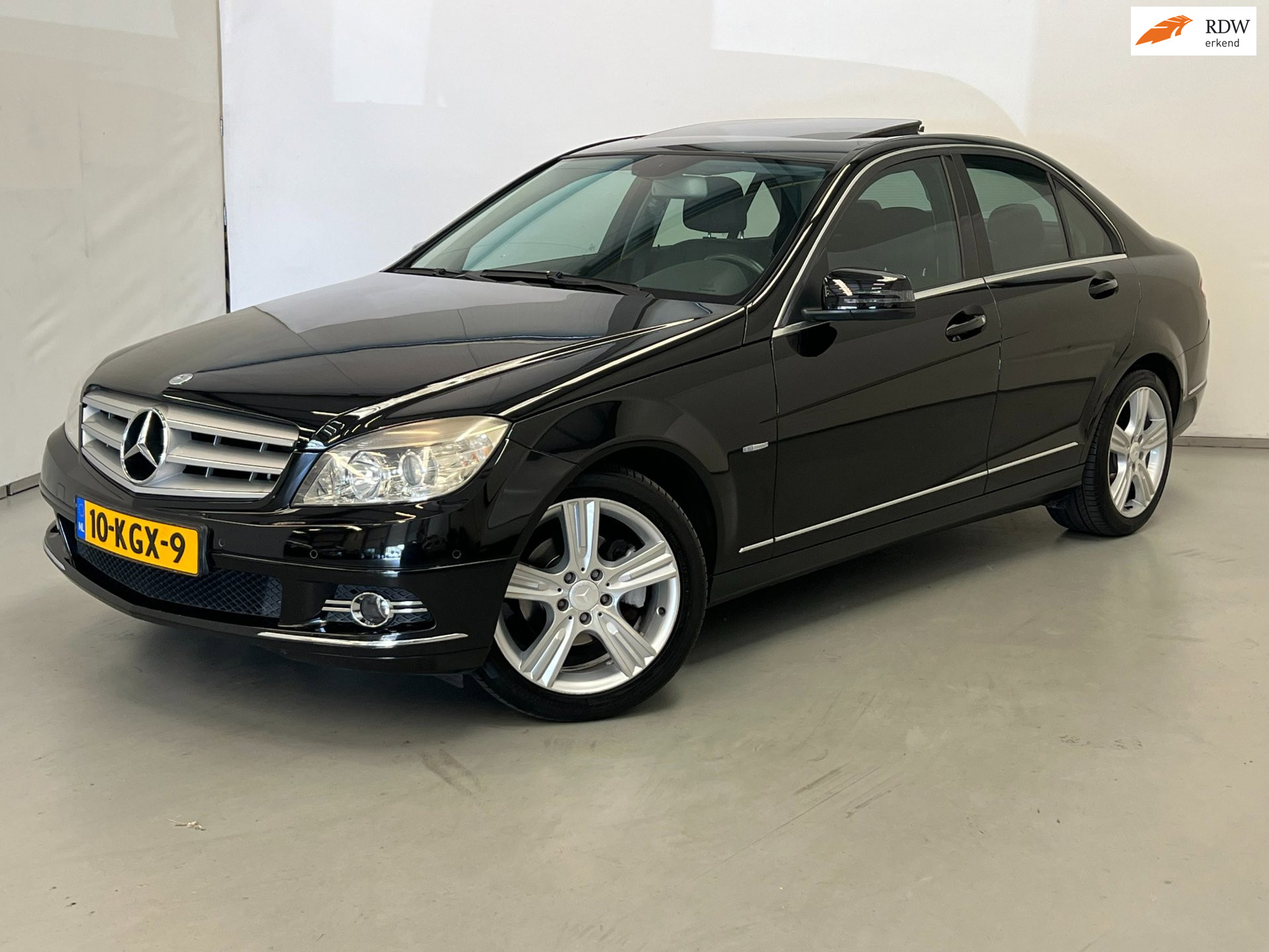Mercedes-Benz C 180 Kompressor 180 K / Schuifdak / Stoelverwarming 2009 - voorkant