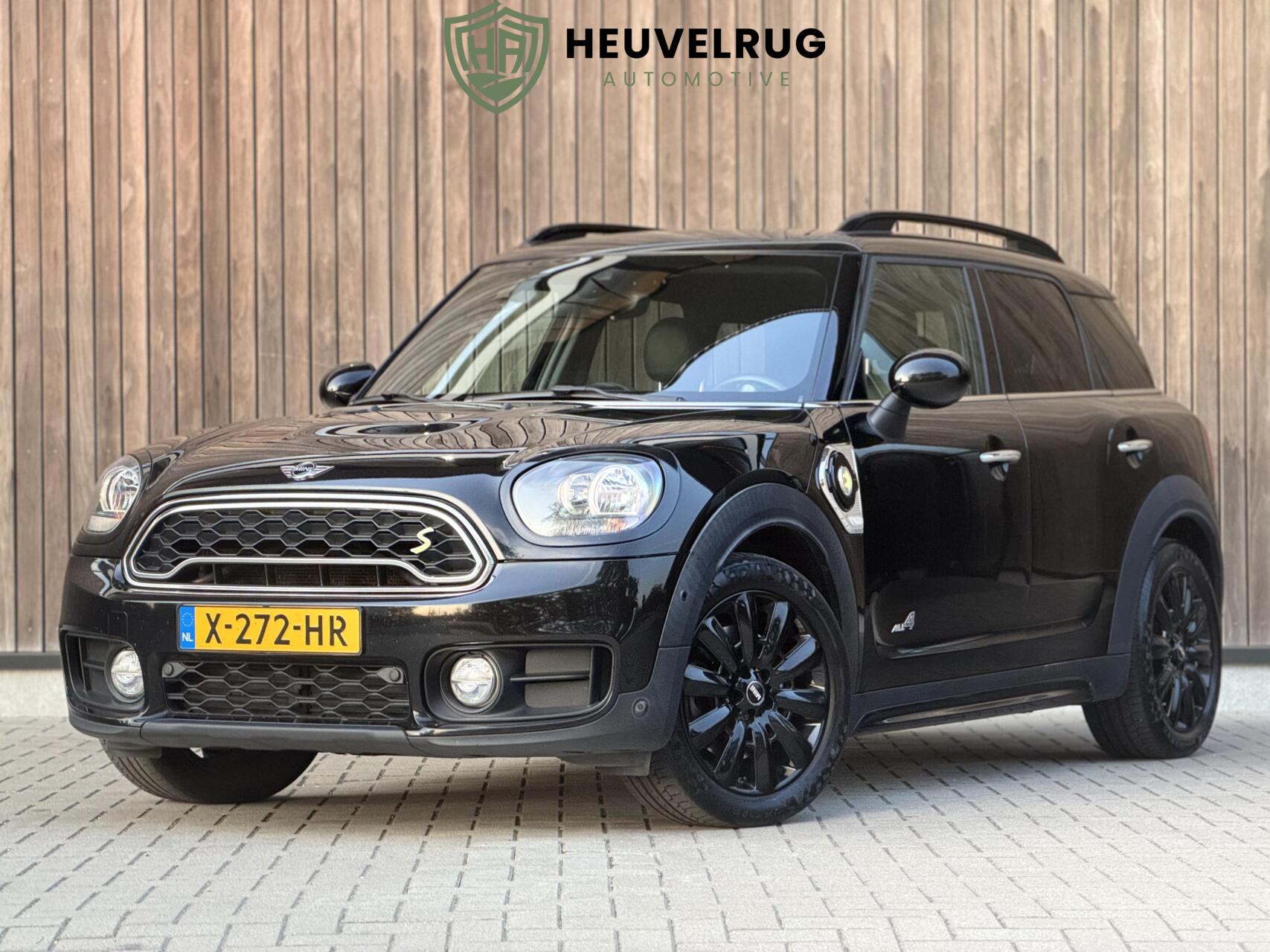 Mini Countryman Cooper Se All4 1.5 Cooper S E 225 pk ALL4 Chili | LEDER | BLACK 2018 - voorkant