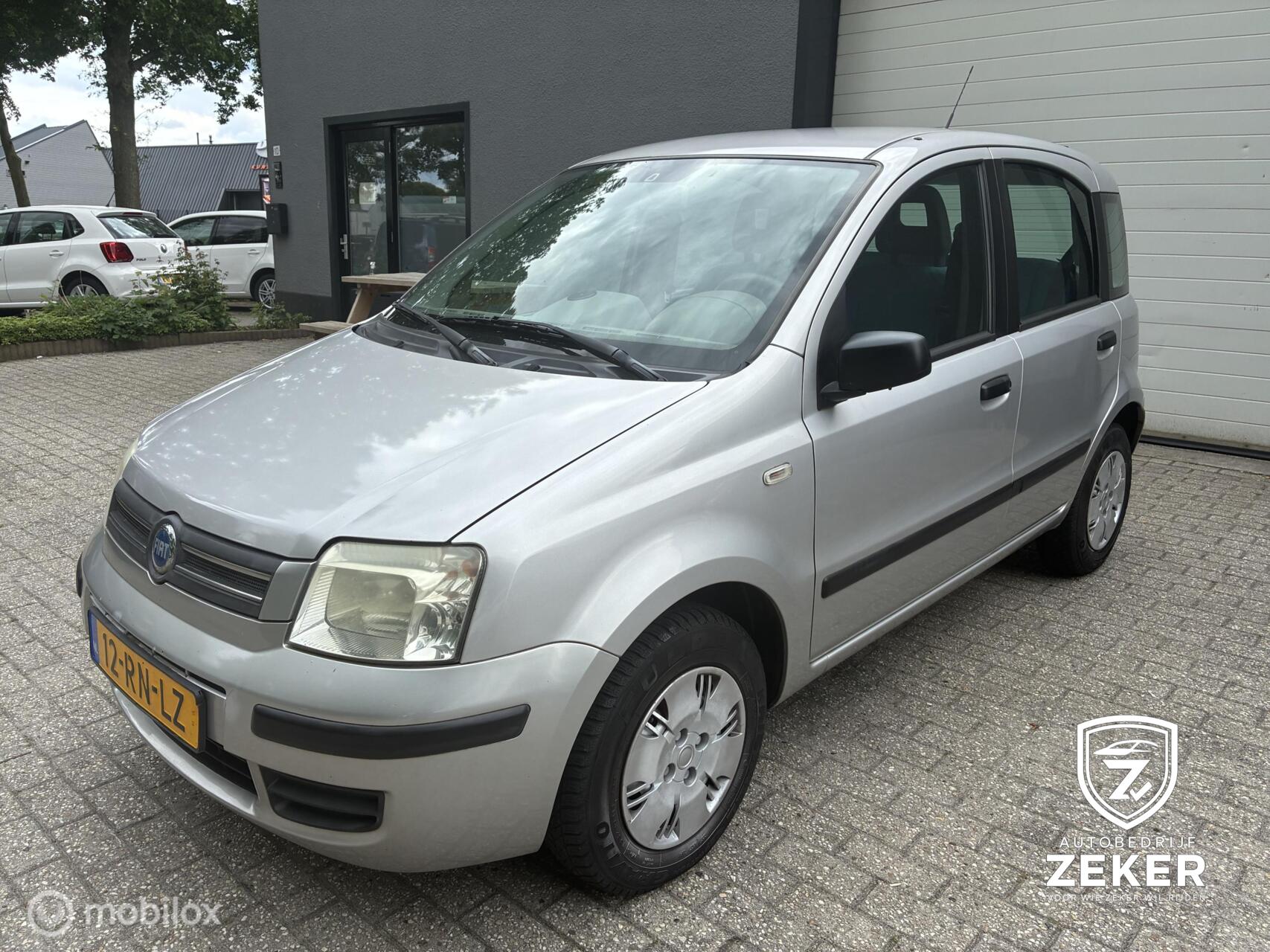 Fiat Fiat Panda 1.2 Dynamic /AUTOMAAT/AIRCO/13 MAAND APK !! / 2005 - voorkant