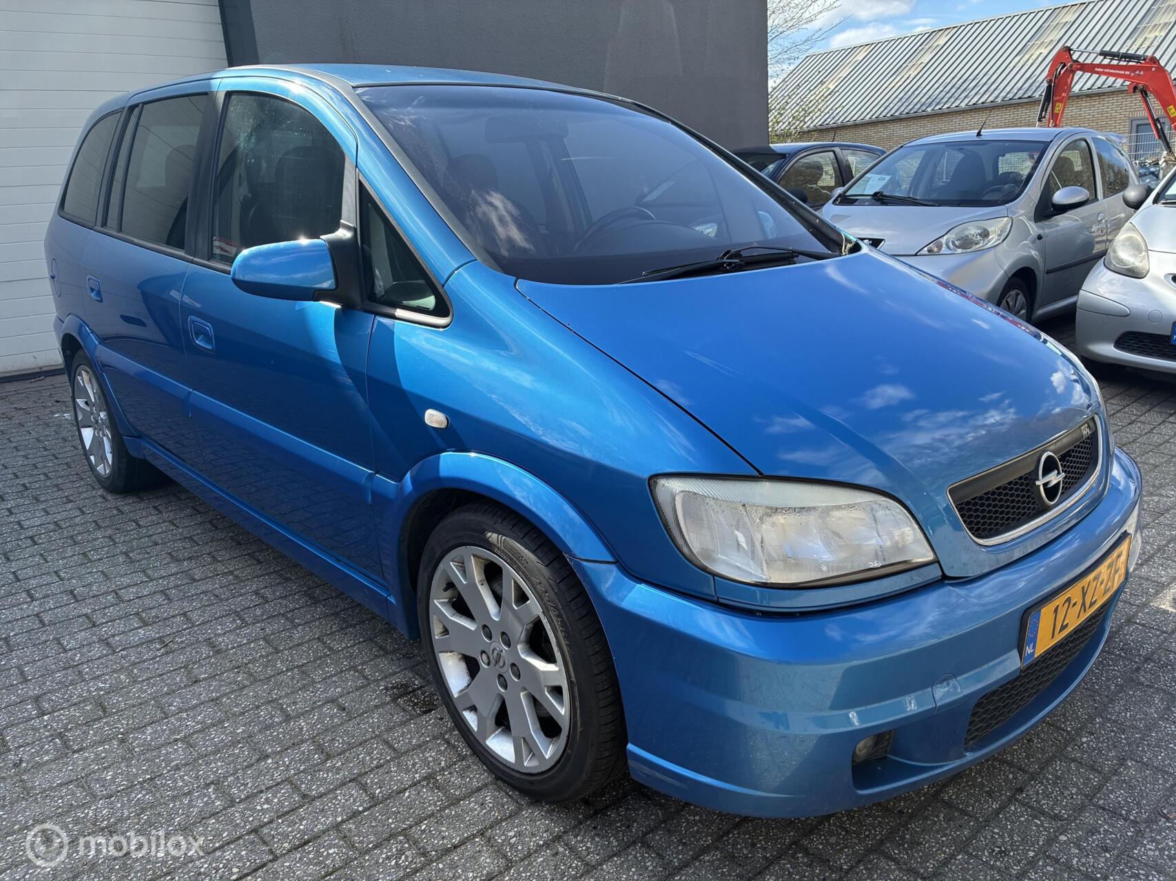 Foto van Opel Zafira-a