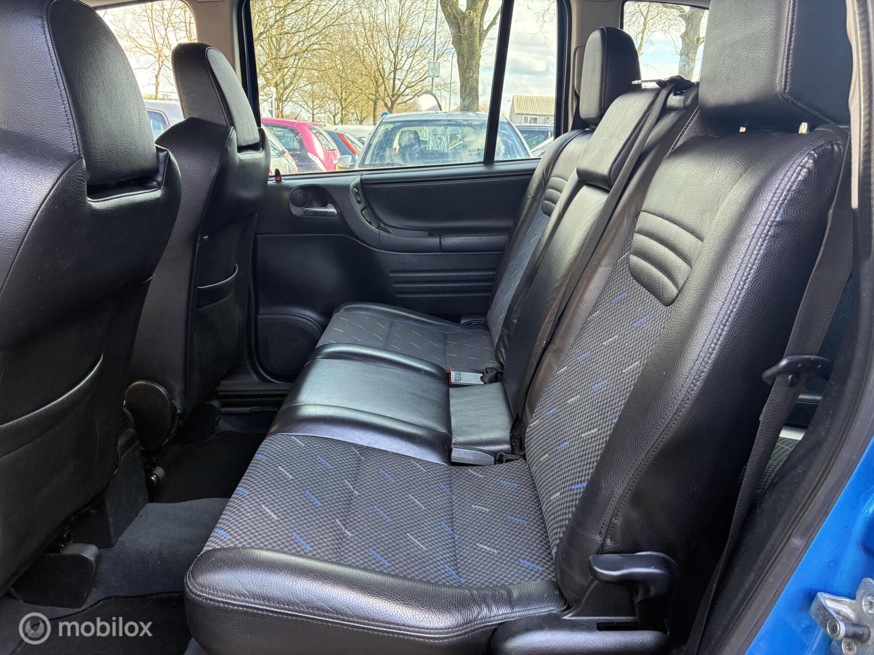 Foto van Opel Zafira-a
